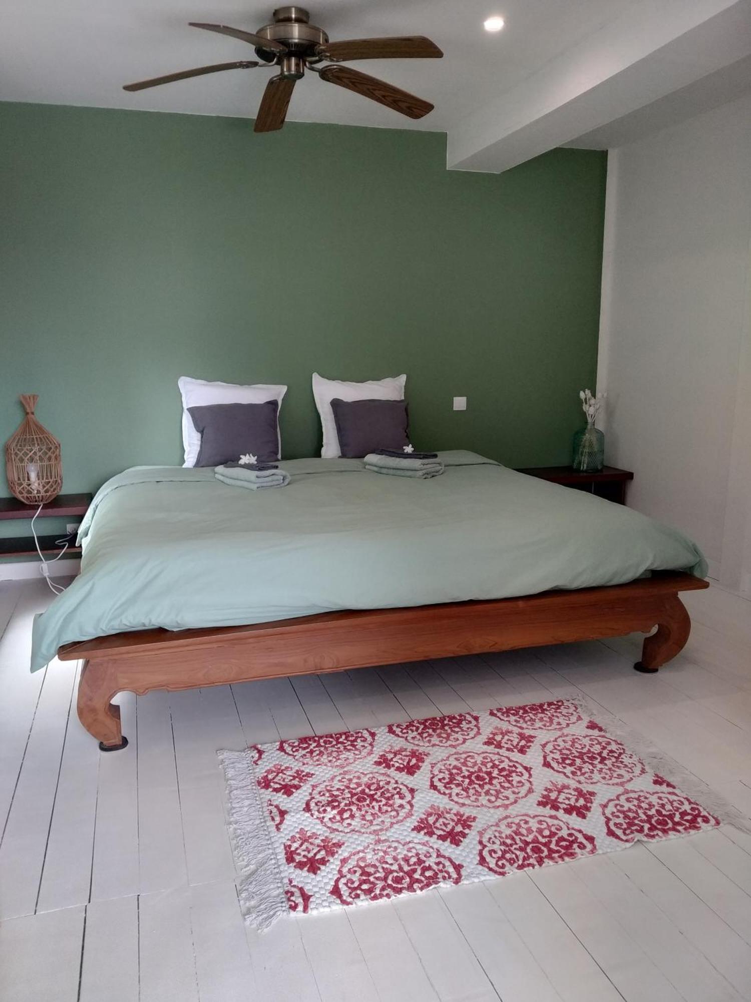 Chalet Ohana, Airport Family House Faaa Екстер'єр фото